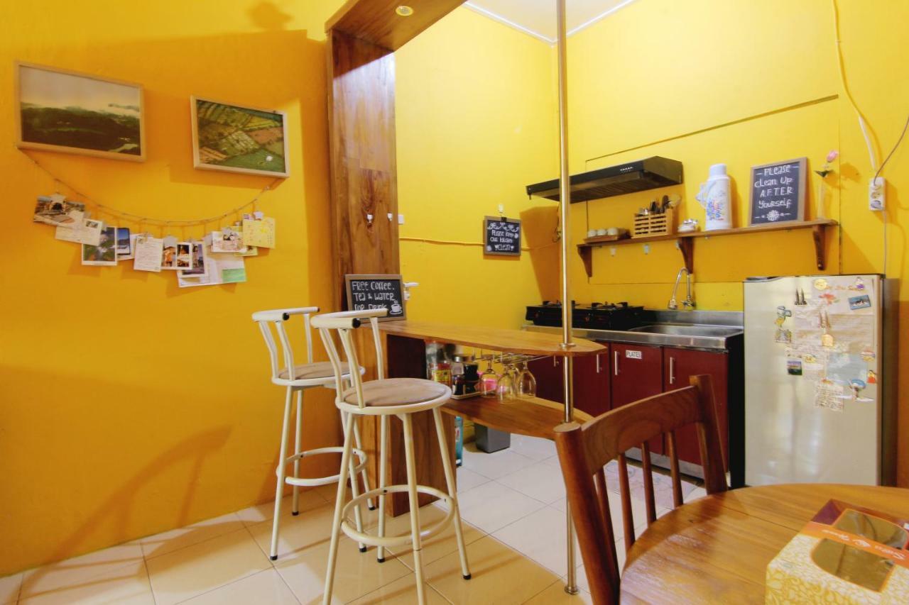 See You Soon Backpacker Hostel Yogyakarta Eksteriør billede